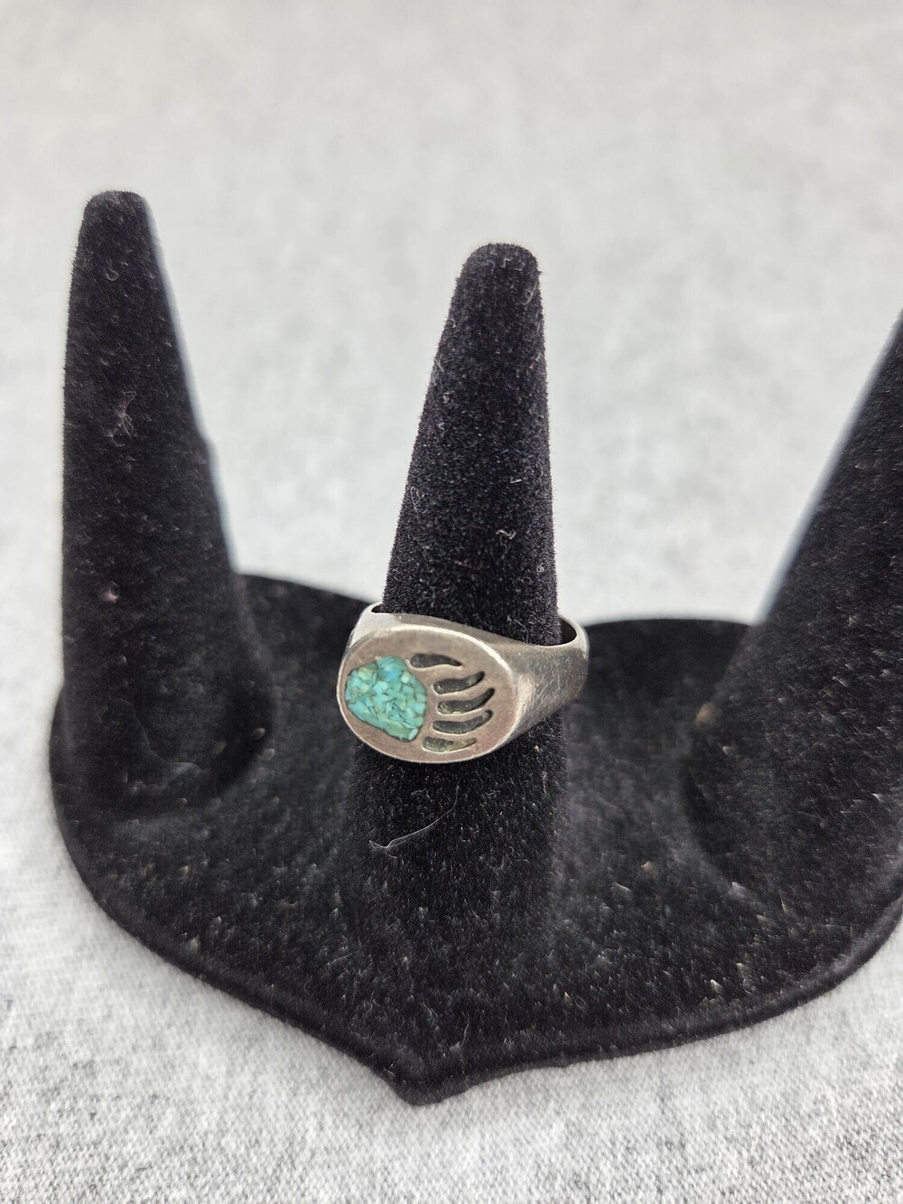 Native American Sterling Silver Turquoise Bear Paw Ring Size 5 Chip Inlay